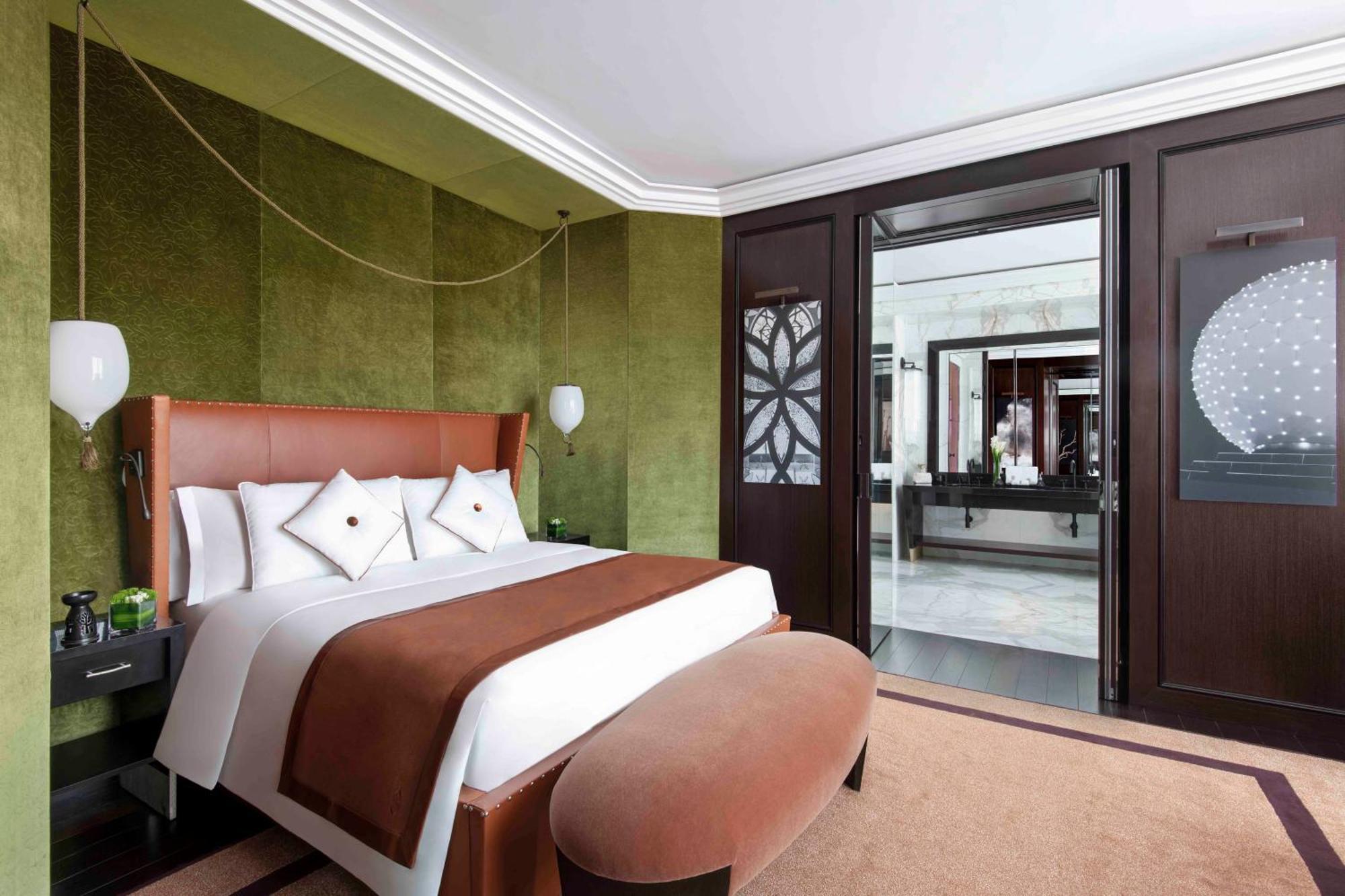 Banyan Tree Doha At La Cigale Mushaireb Exteriér fotografie A bedroom at the Mandarin Oriental, London