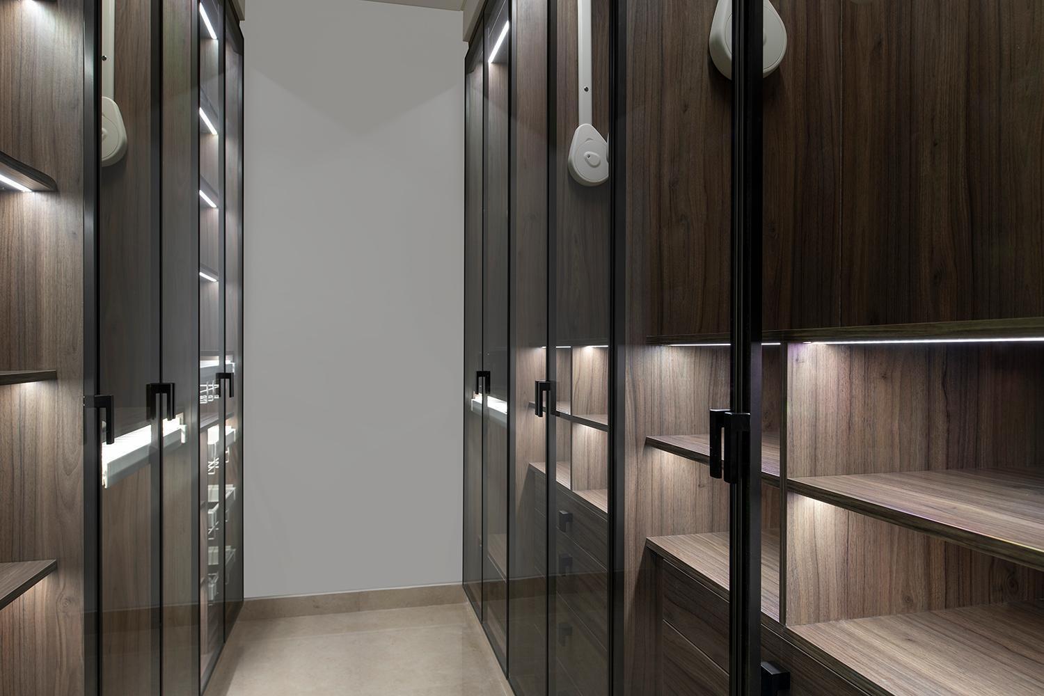 Banyan Tree Doha At La Cigale Mushaireb Pokoj fotografie A walk-in closet